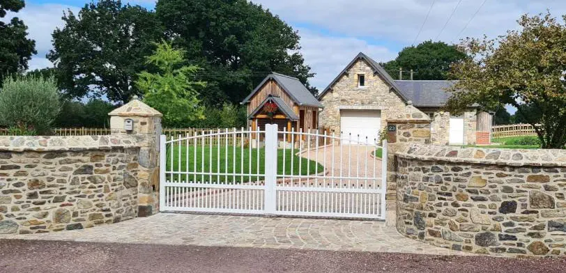 pose de portail à Périers